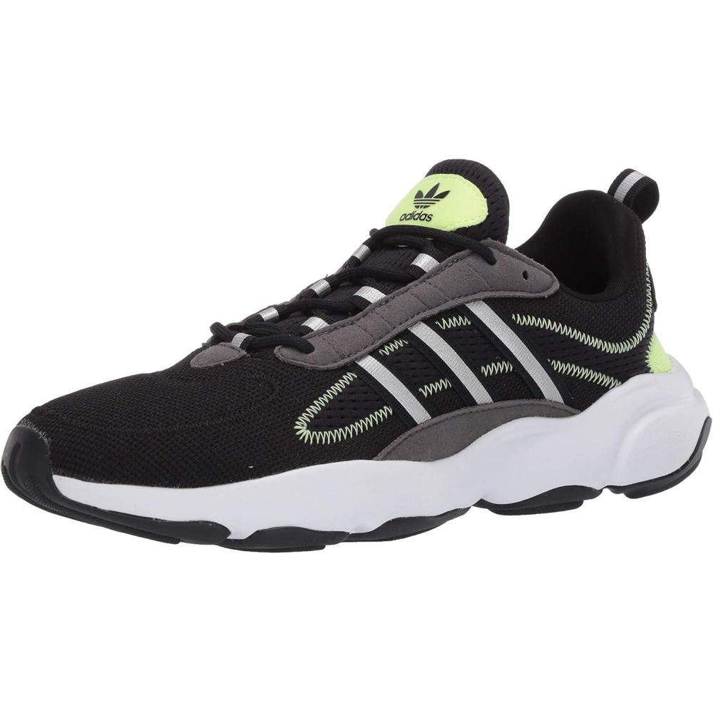 imageadidas UnisexChild Haiwee C SneakerBlack