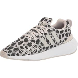 adidas Women’s Swift Run 22 Sneaker(Talc/Black/White)