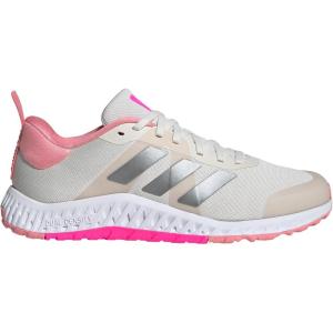 adidas Womens Everyset Versatile Training Sneakers Shoes – Black, White(Chalk White/Iron Metallic/Lucid Pink)