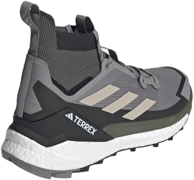 imageadidas Womens Kanadia 2 Trail Running ShoeCh Solid GreyCore BlackOlive Strata