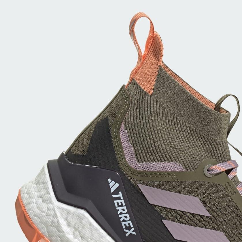 imageadidas Womens Kanadia 2 Trail Running ShoeOlive StrataPreloved FigAmber Tint