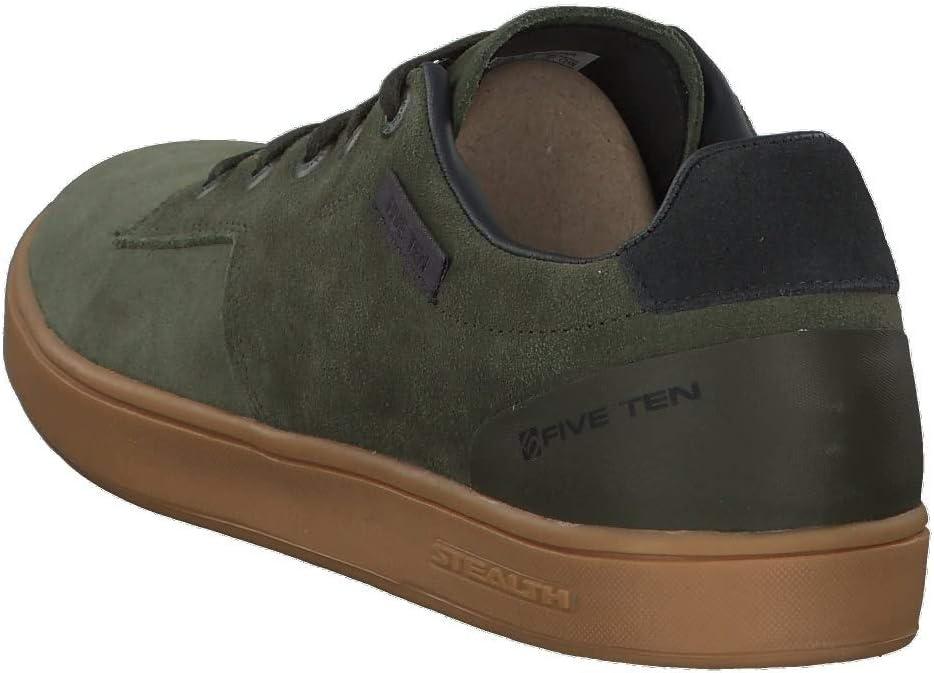 imageadidas Mens Fitness ShoesMulticolour CarnocCarbonDormet 000