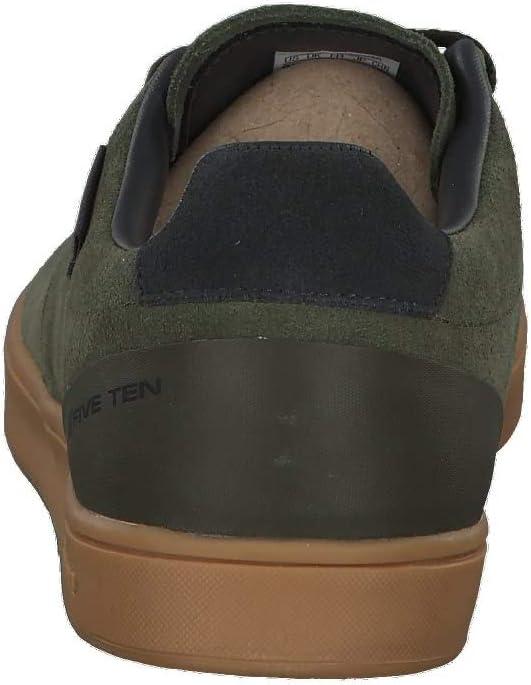 imageadidas Mens Fitness ShoesMulticolour CarnocCarbonDormet 000