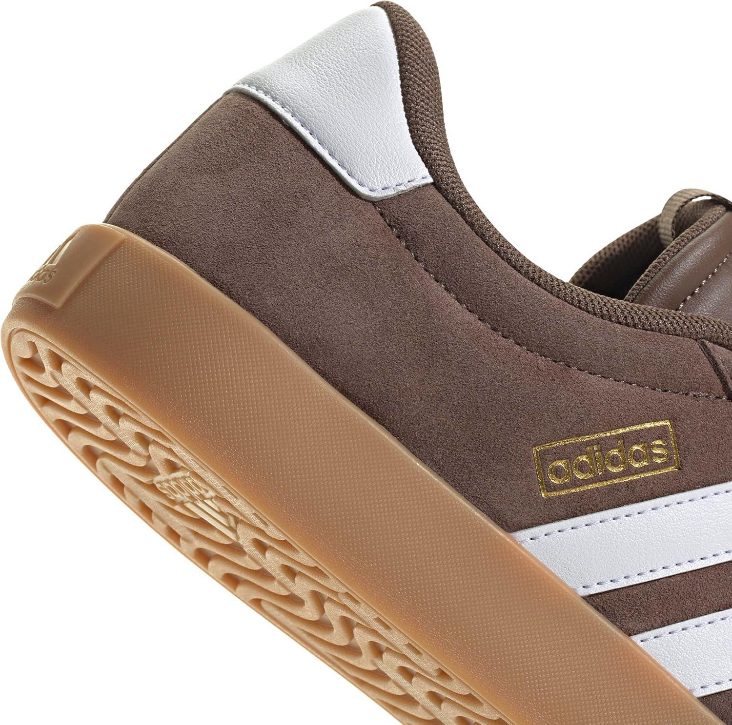 imageadidas Mens VL Court 30 ShoeEarth StrataWhiteGold Metallic