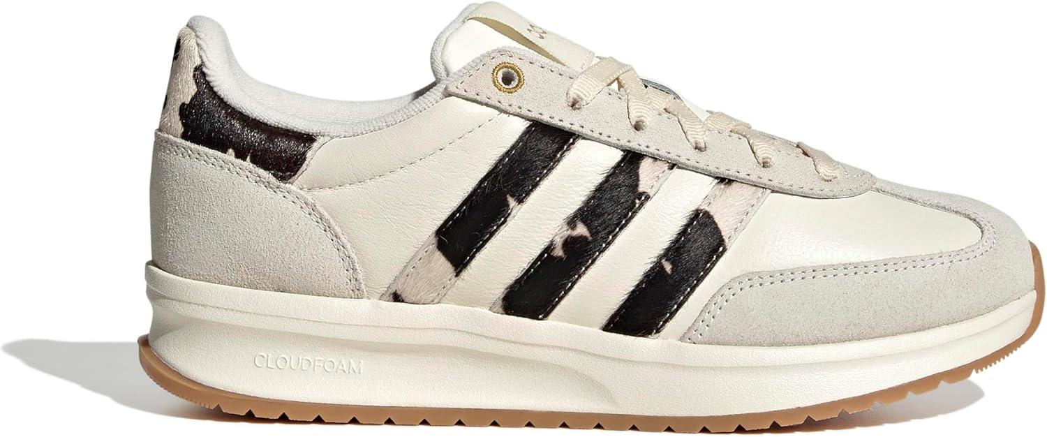 imageadidas Womens Run 70s 20 SneakerOff WhiteEarth StrataGum