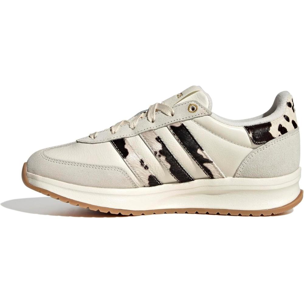 imageadidas Womens Run 70s 20 SneakerOff WhiteEarth StrataGum