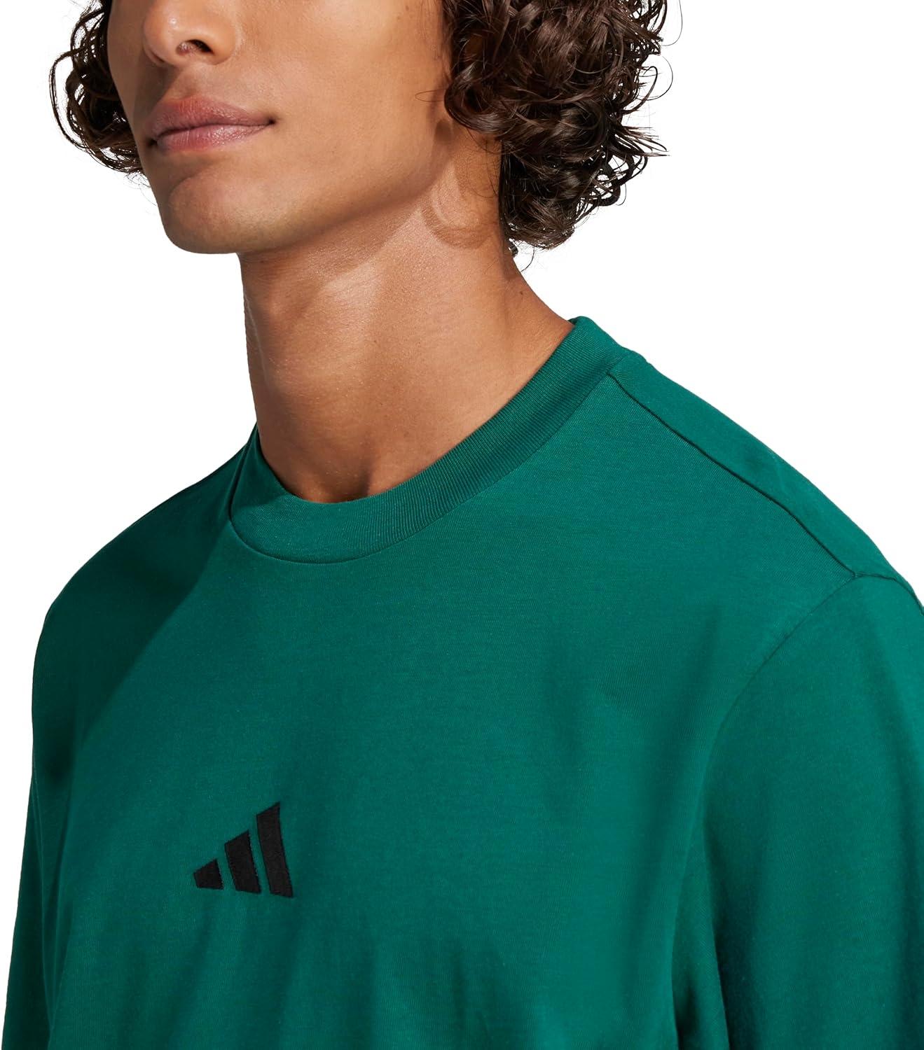 imageadidas Originals Mens Essentials Small Logo Single Jersey TShirtCollegiate GreenBlack