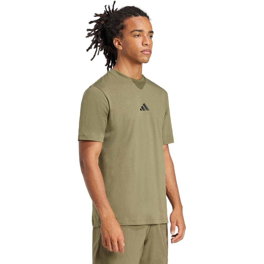 imageadidas Originals Mens Essentials Small Logo Single Jersey TShirtOlive StrataBlack