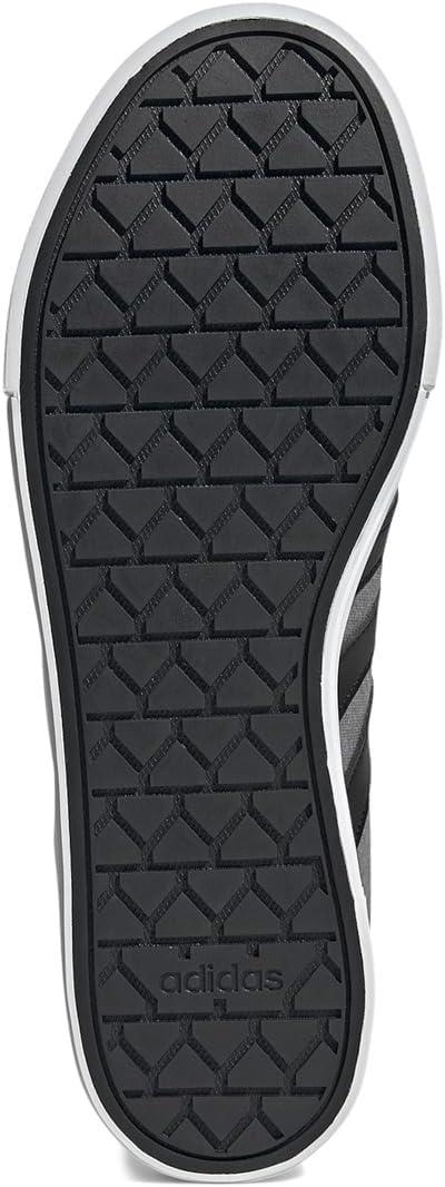 imageadidas Mens Daily 40 ShoeGreyBlackWhite