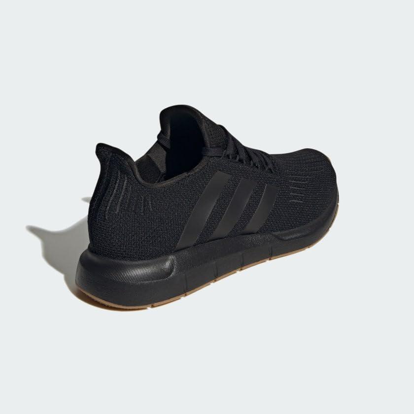 imageadidas Mens Swift Run 10 SneakerBlackBlackBlack