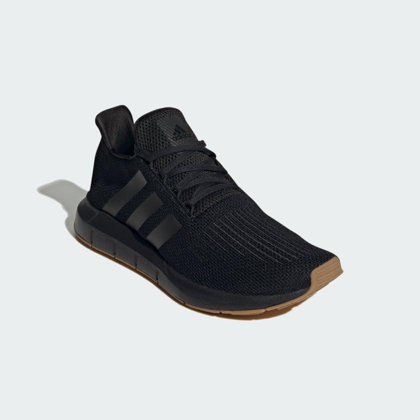 imageadidas Mens Swift Run 10 SneakerBlackBlackBlack