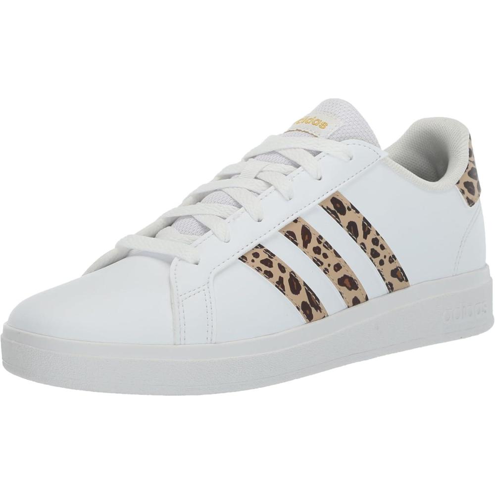 imageadidas Boys Grand Court 20 SneakersWhiteMagic BeigeMatte Gold