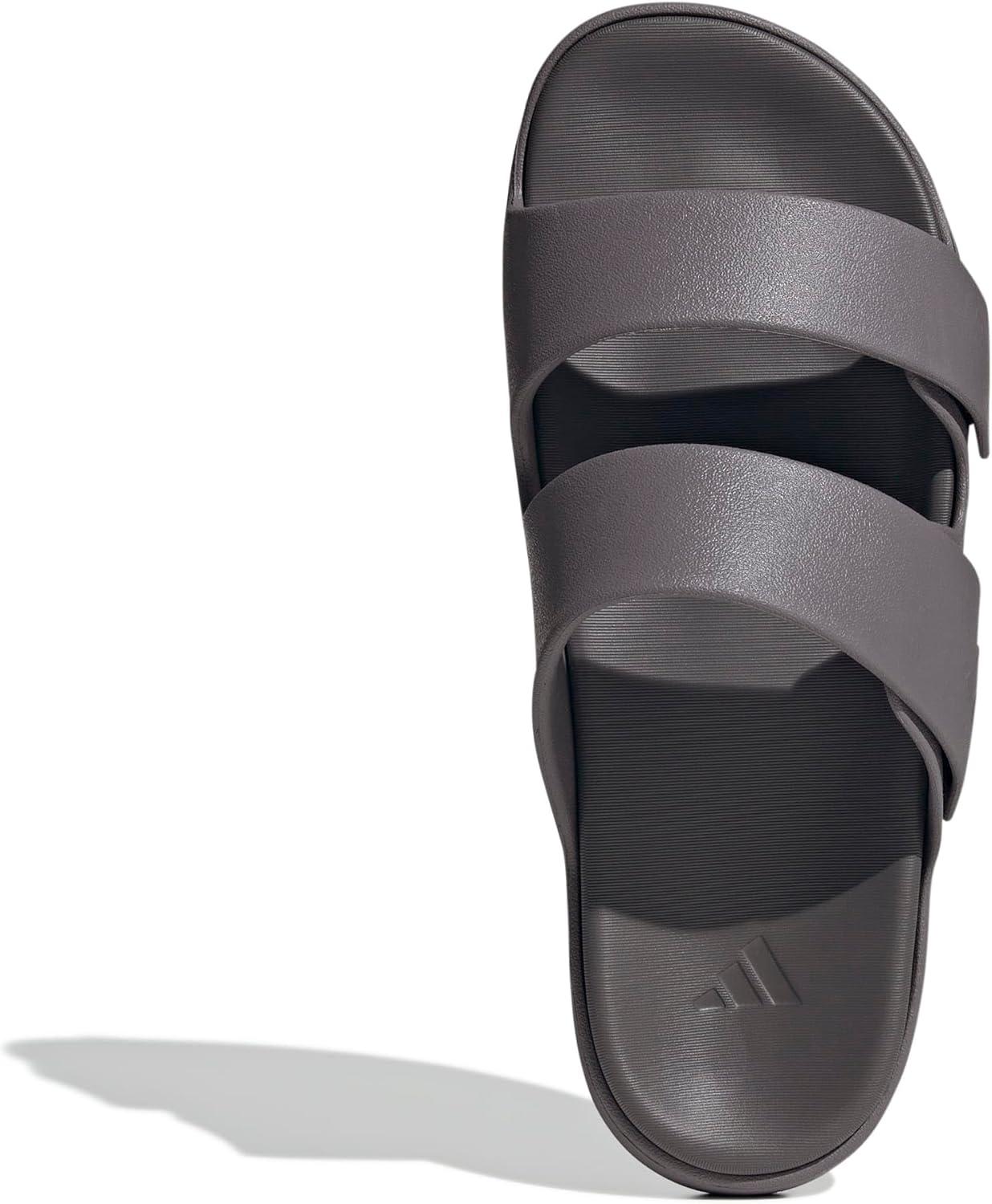 imageadidas unisexadult ZnscapeTaupe OxideTaupe OxideCharcoal
