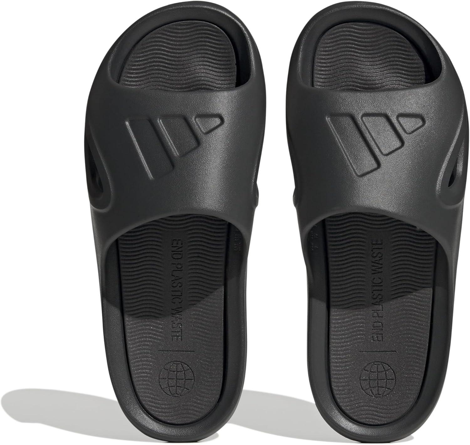 imageadidas unisexadult Adicane SlidesCarbonCarbonBlack