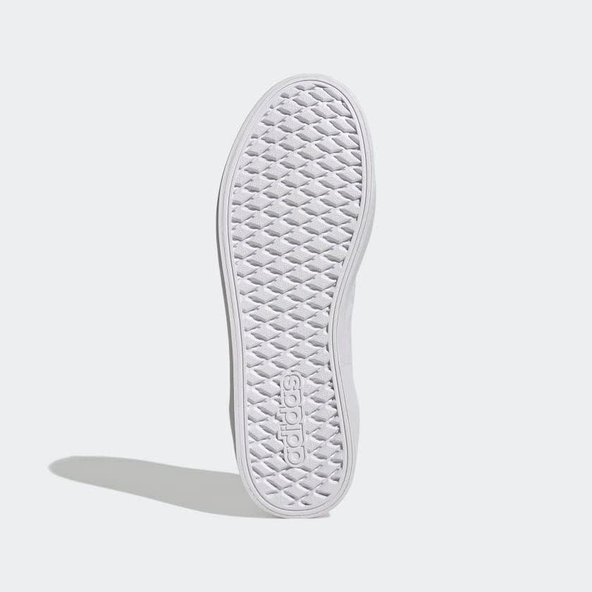 image:imageadidas Womens Vulc Raid3r Skateboarding ShoesWhiteWhiteBlack