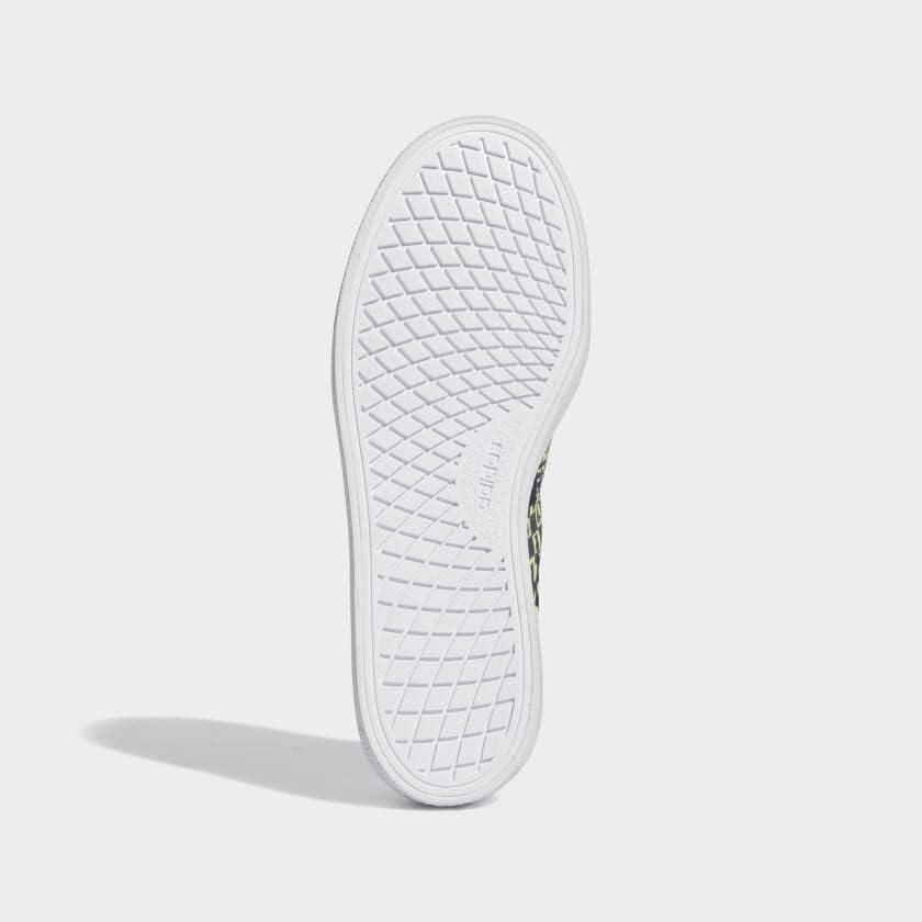 image:imageadidas Womens Vulc Raid3r Skateboarding ShoesWhiteWhiteWhite