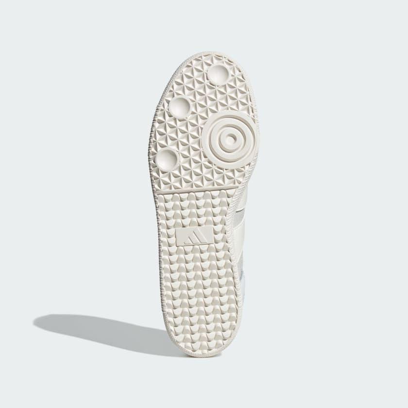 image:imageAdidas Unisex Freestyle IndoorWhiteOff WhiteGold Metallic