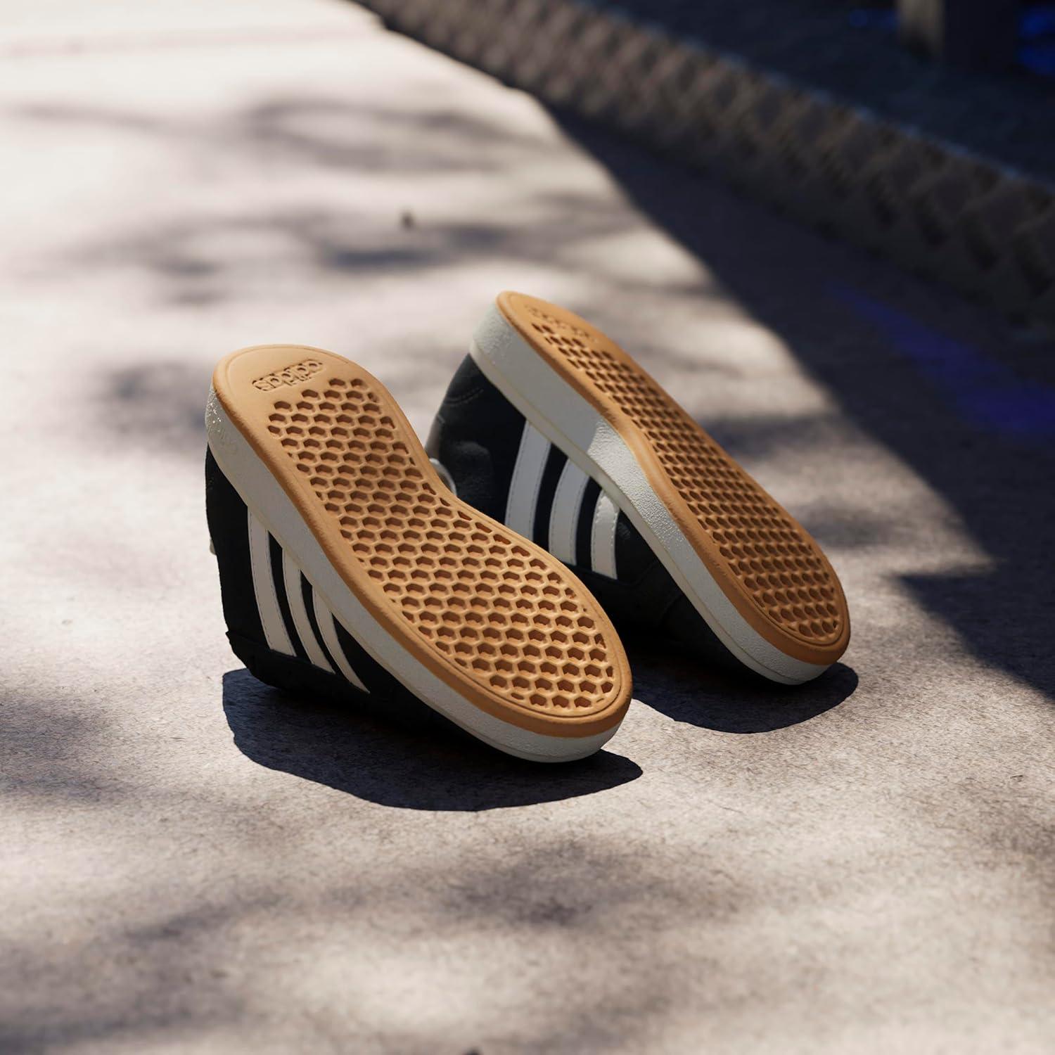 image:imageadidas unisexchild Grand Court 00s Little KidBig KidBlackOff WhiteGum